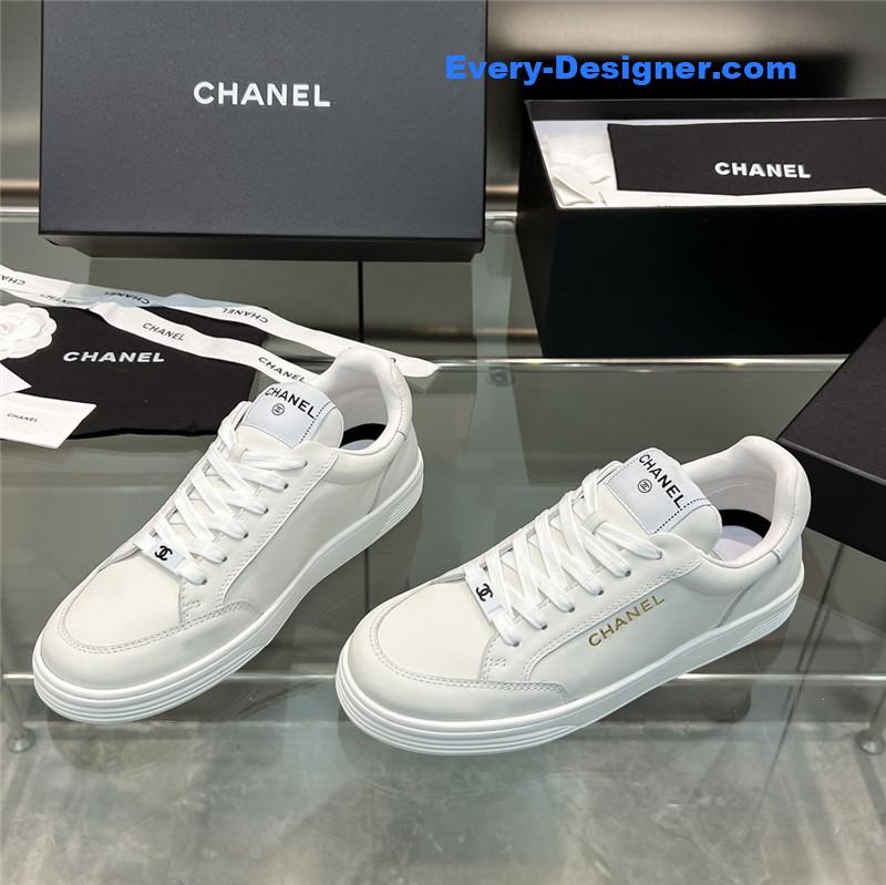 Chanel new full leather panda color casual sneakers