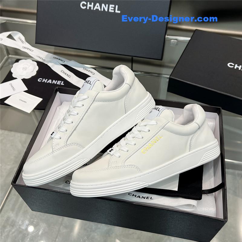 Chanel new full leather panda color casual sneakers