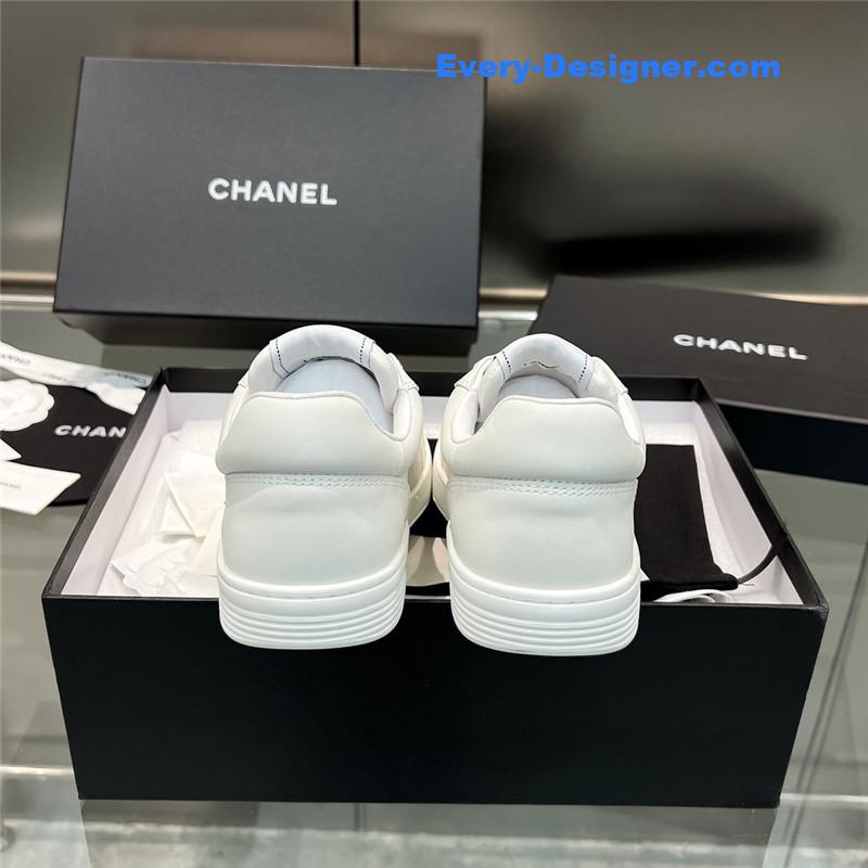 Chanel new full leather panda color casual sneakers
