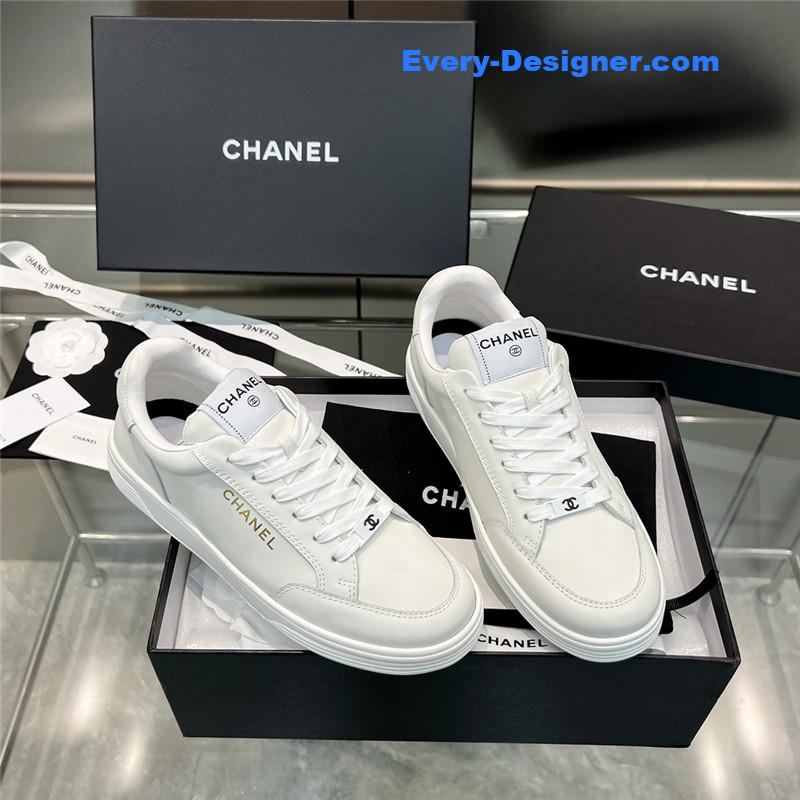 Chanel new full leather panda color casual sneakers