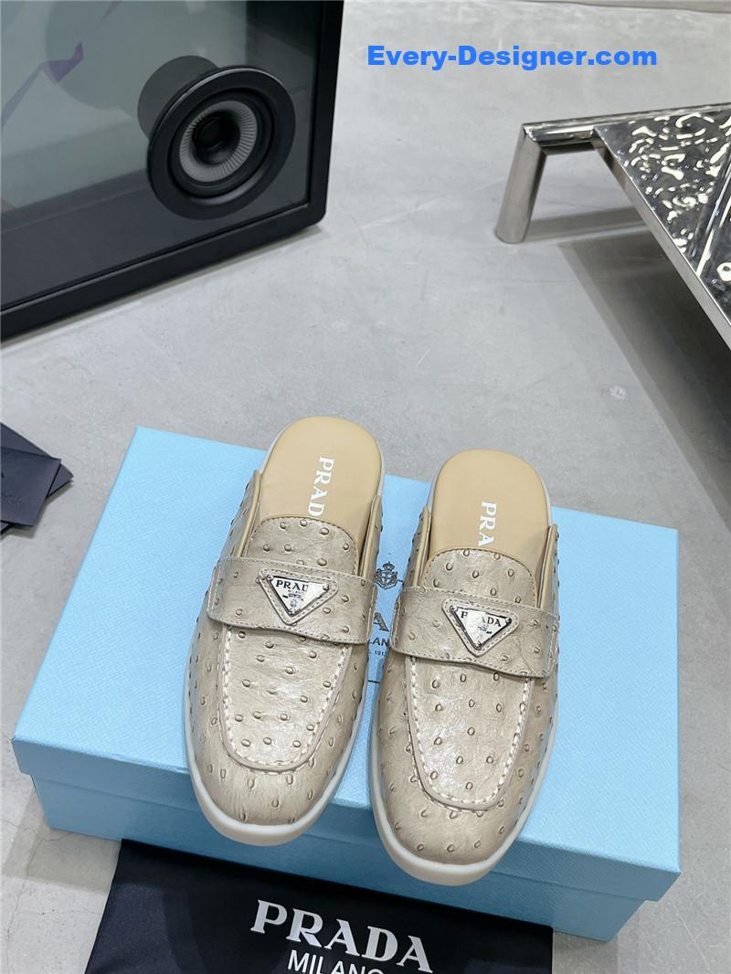 Pra*a new loafers half slippers