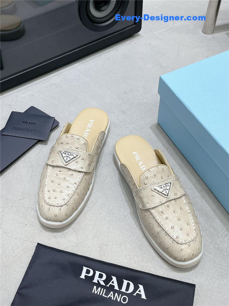 Pra*a new loafers half slippers