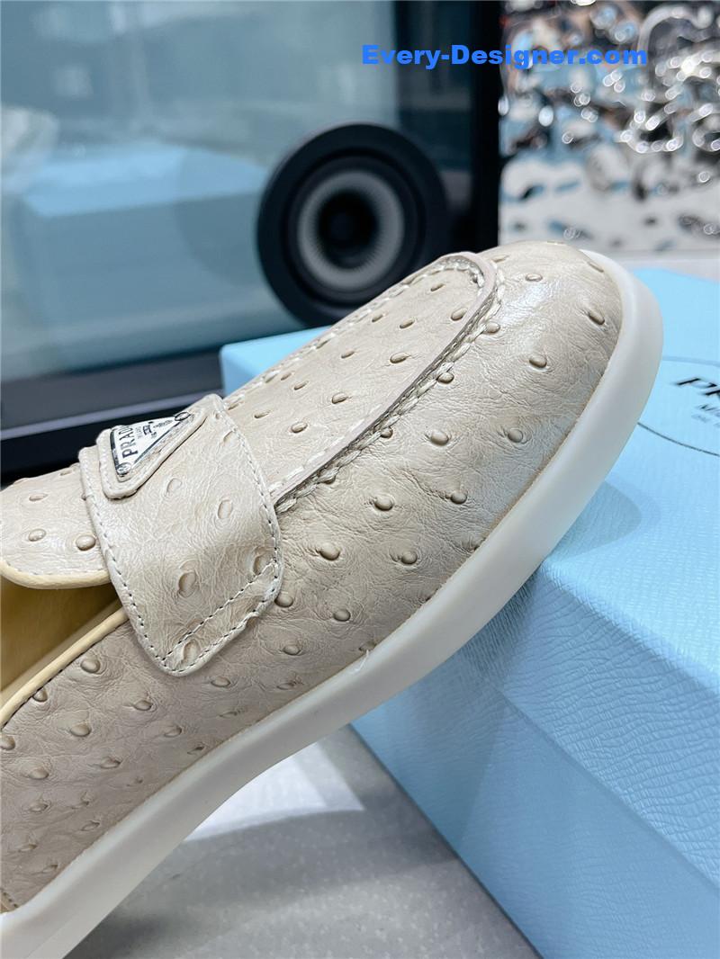 Pra*a new loafers half slippers