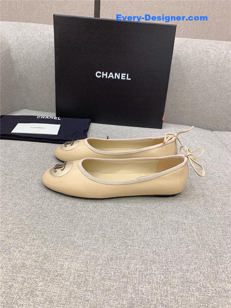 CC vintage flat shoes