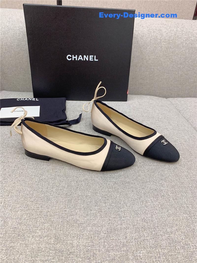 CC vintage flat shoes