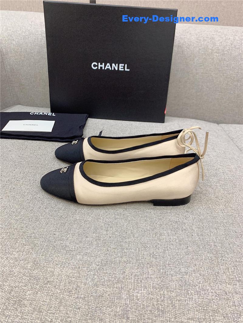 CC vintage flat shoes