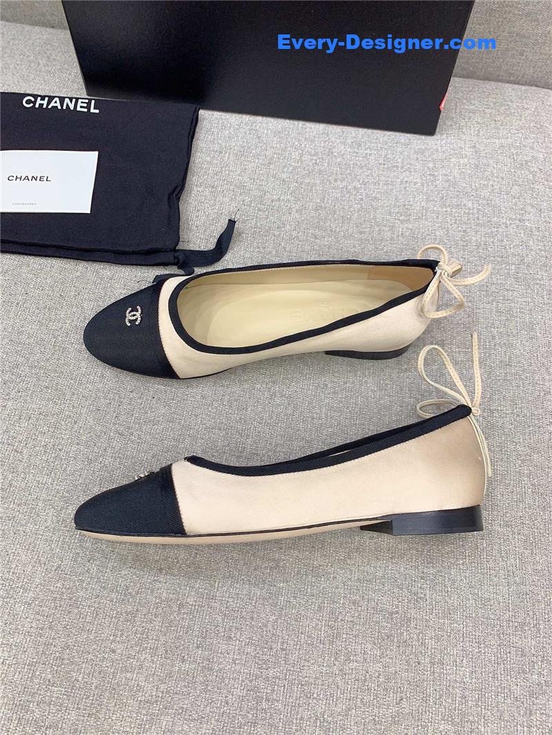 CC vintage flat shoes