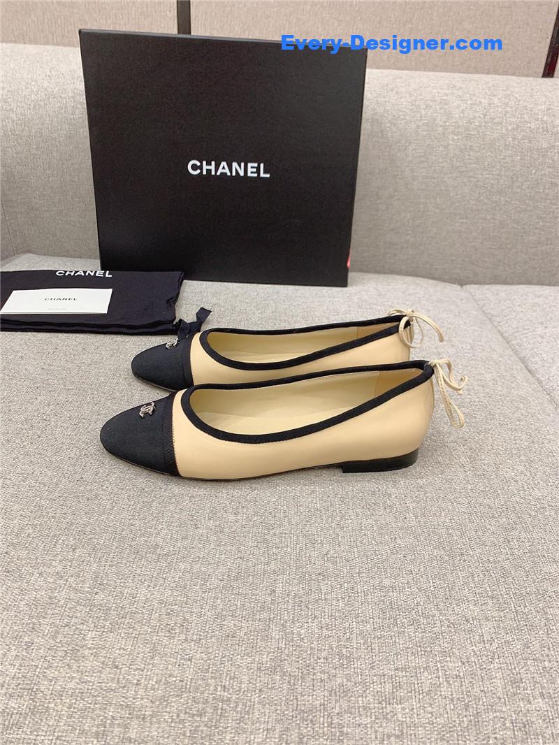 CC vintage flat shoes