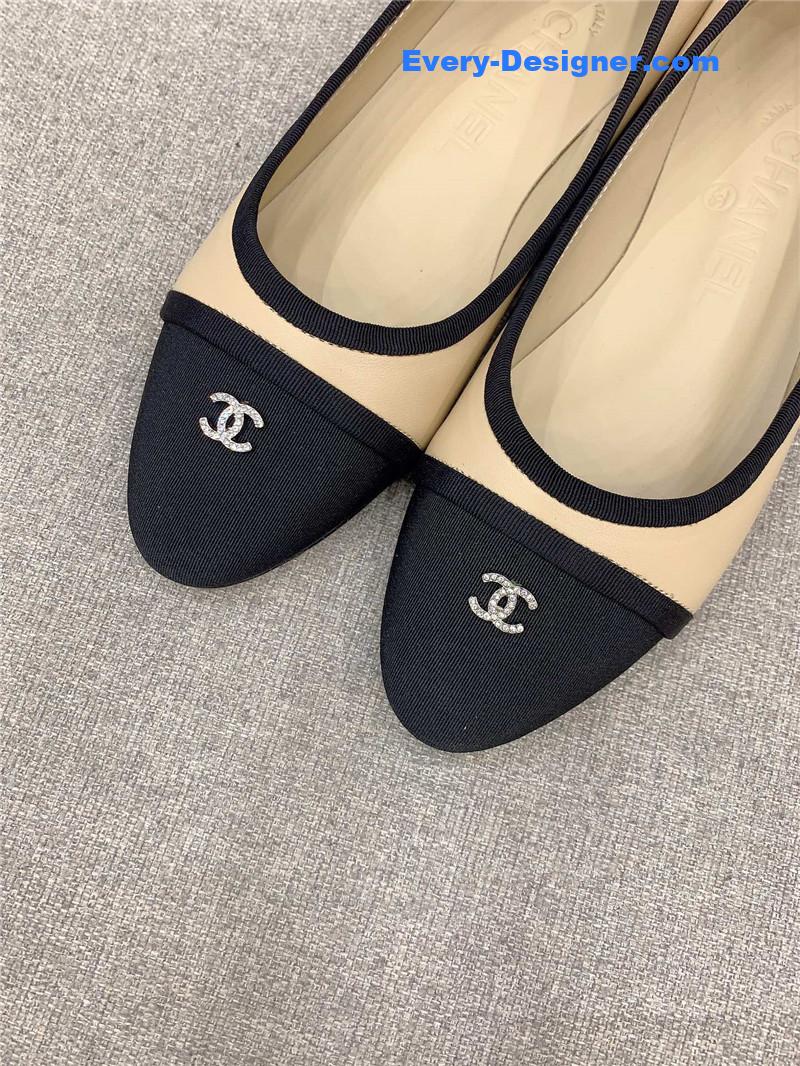 CC vintage flat shoes