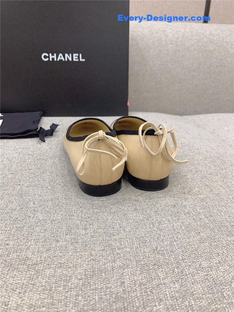 CC vintage flat shoes