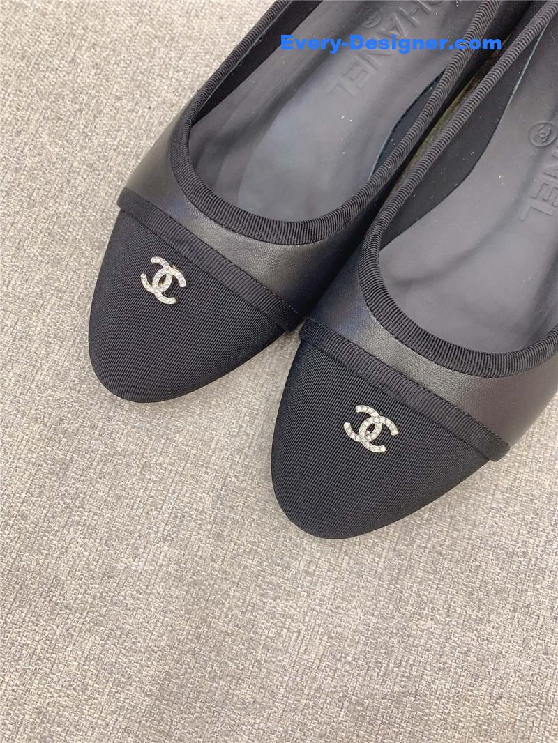 CC vintage flat shoes