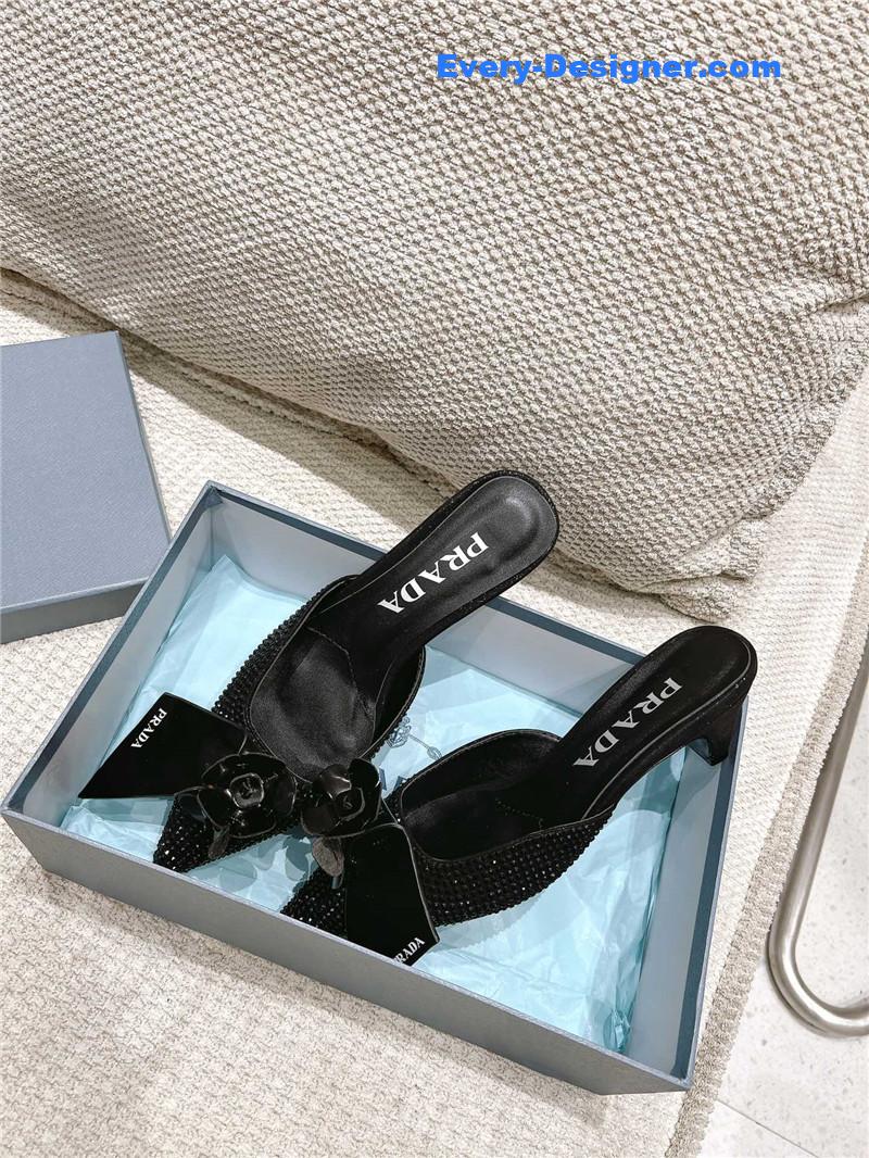 pra*a full D1am0nd sandals