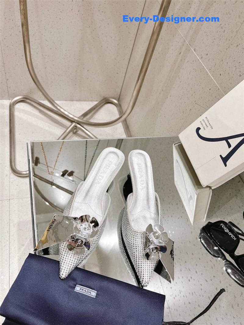 pra*a full D1am0nd sandals