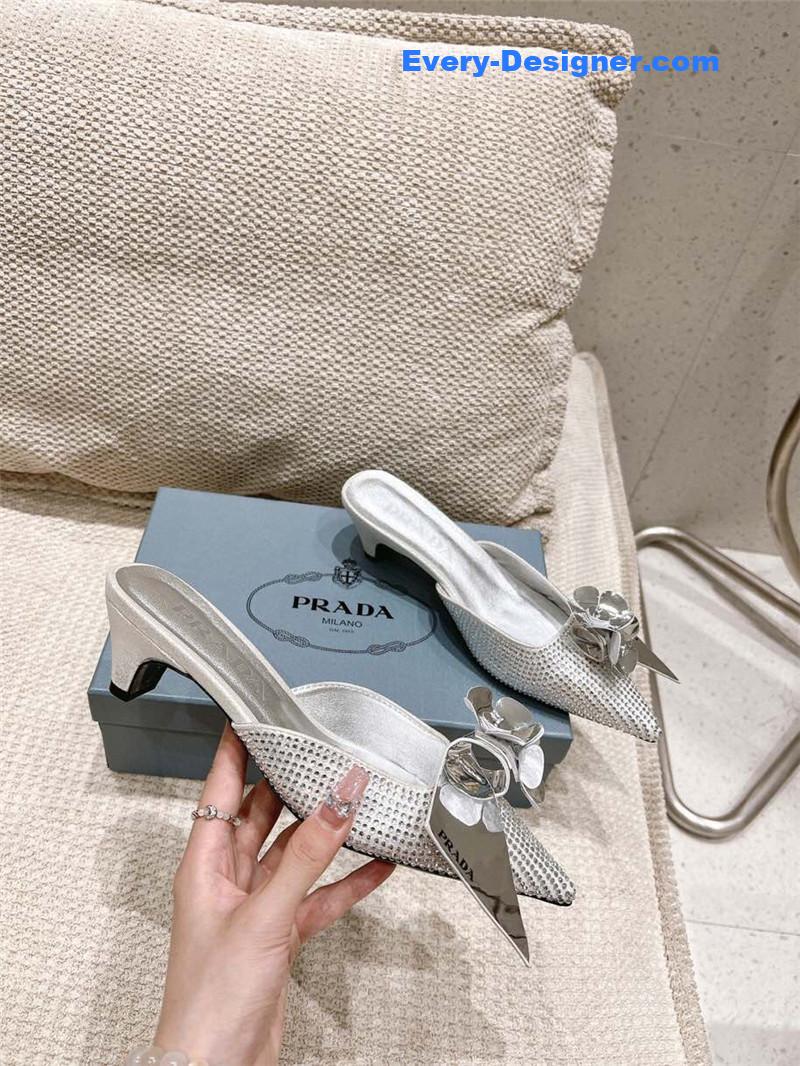 pra*a full D1am0nd sandals