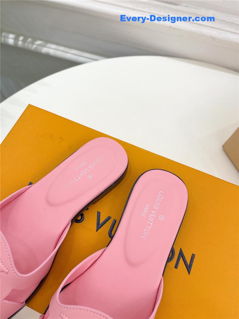 l0vis Vvtt0n lv new hollow slippers