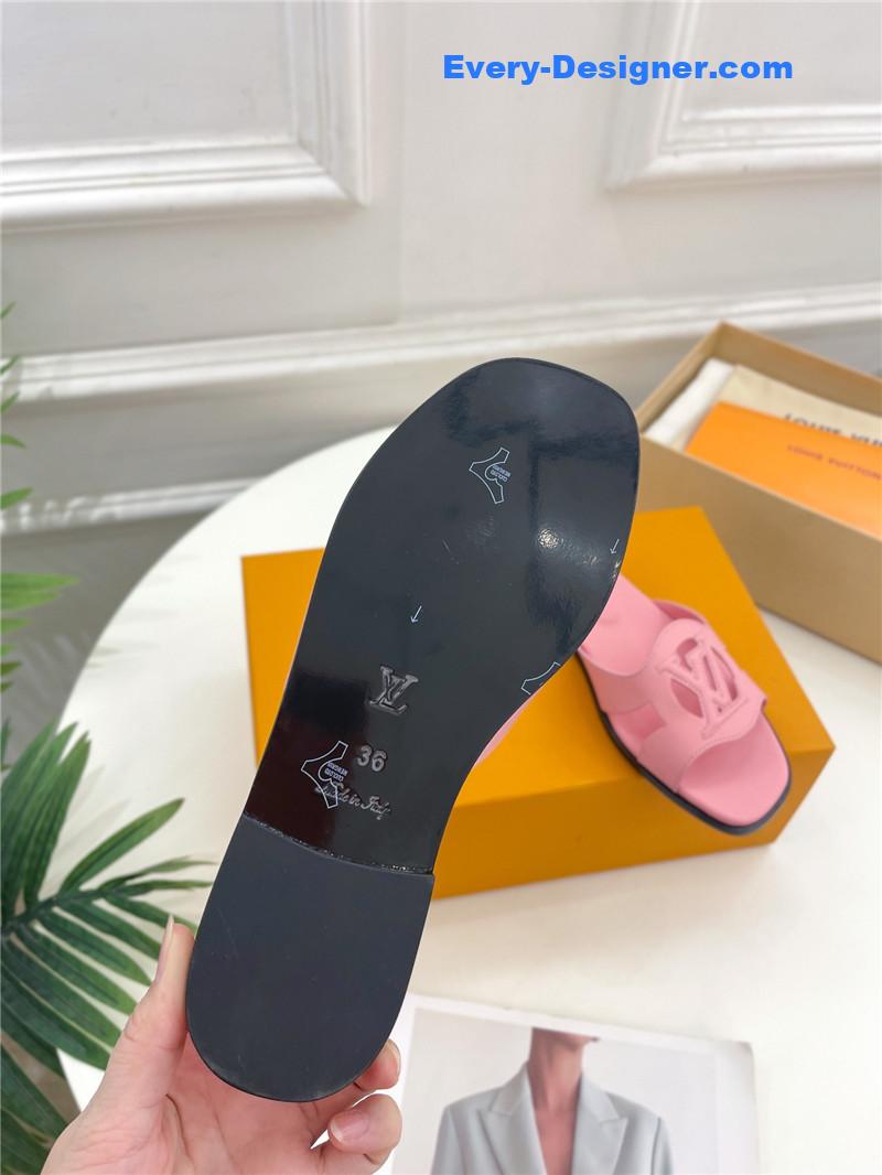 l0vis Vvtt0n lv new hollow slippers