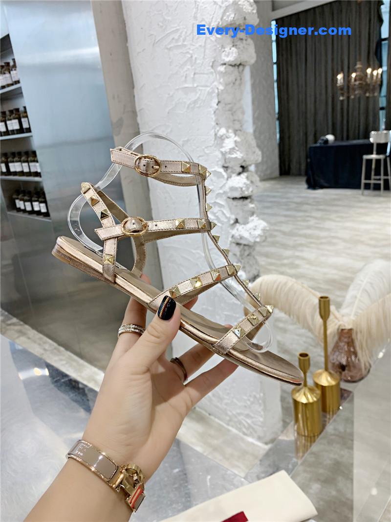 Va1e*ntin0 stud sandals