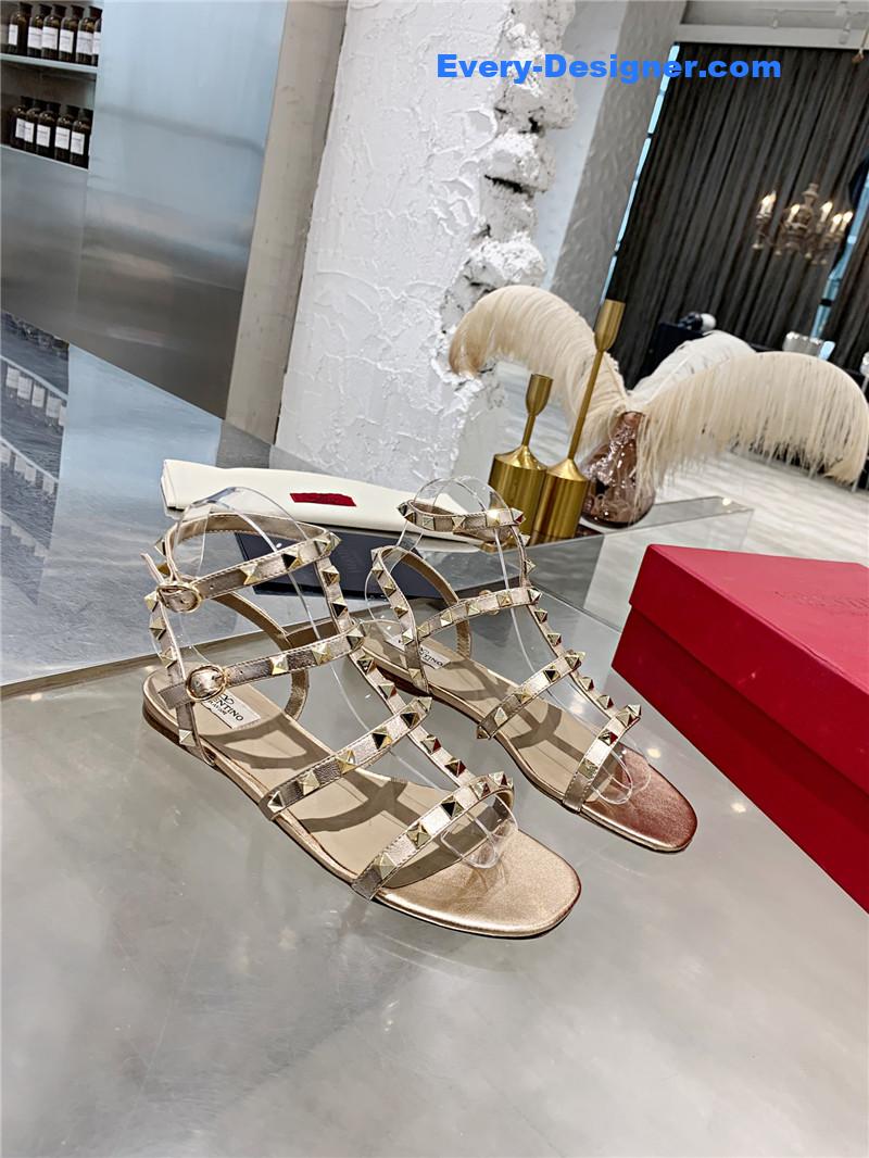 Va1e*ntin0 stud sandals