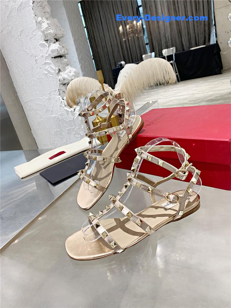 Va1e*ntin0 stud sandals