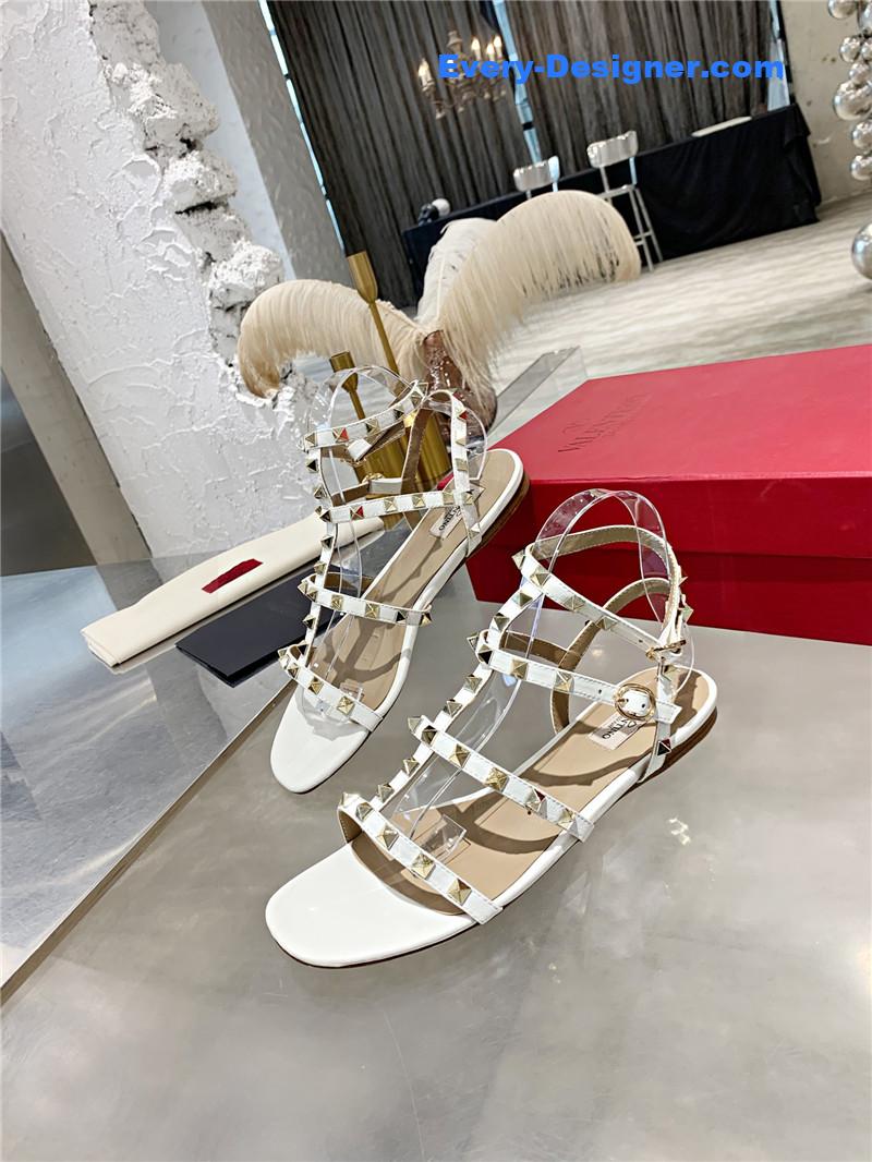 Va1e*ntin0 stud sandals