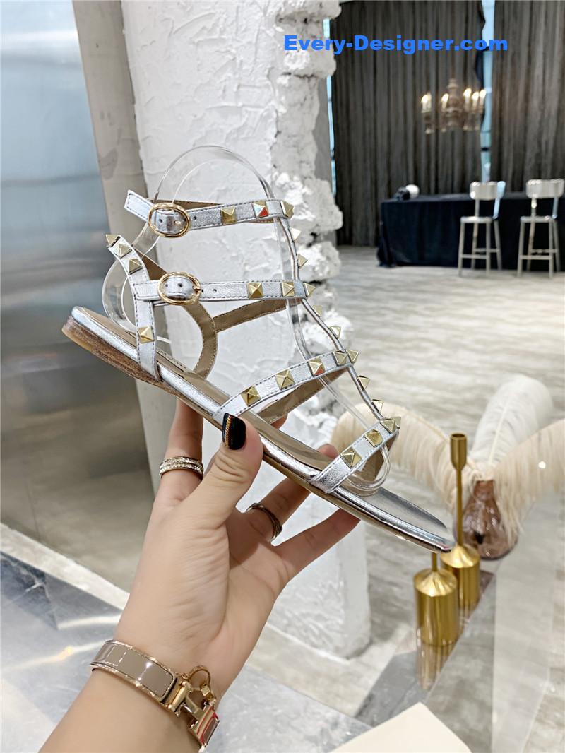 Va1e*ntin0 stud sandals