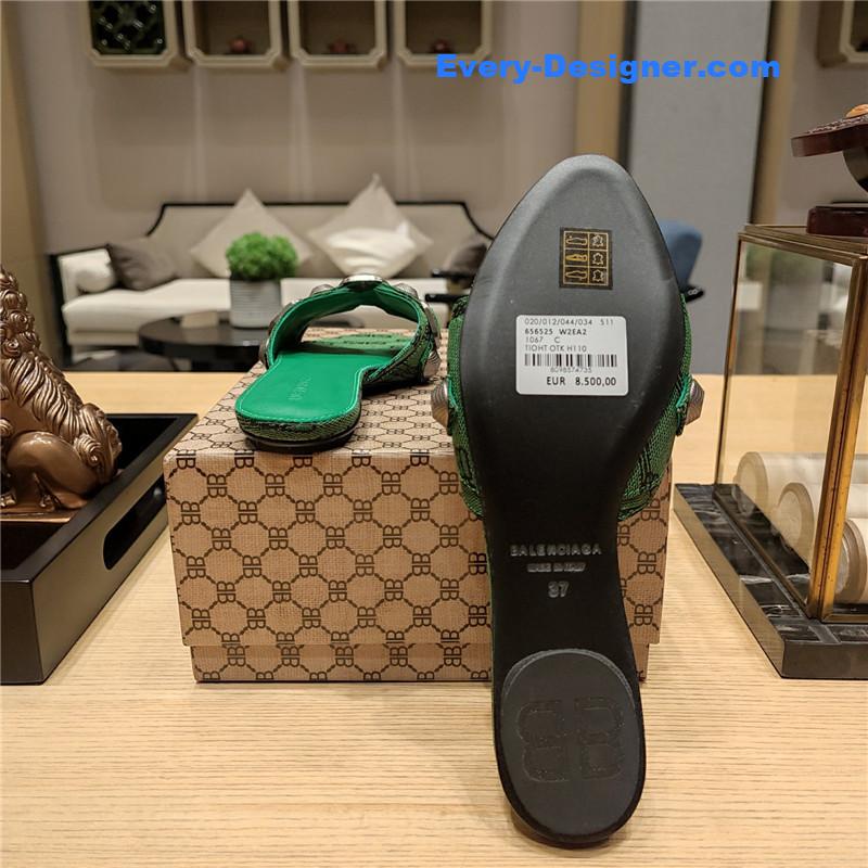 Ba1en*iaga lecagole series slippers