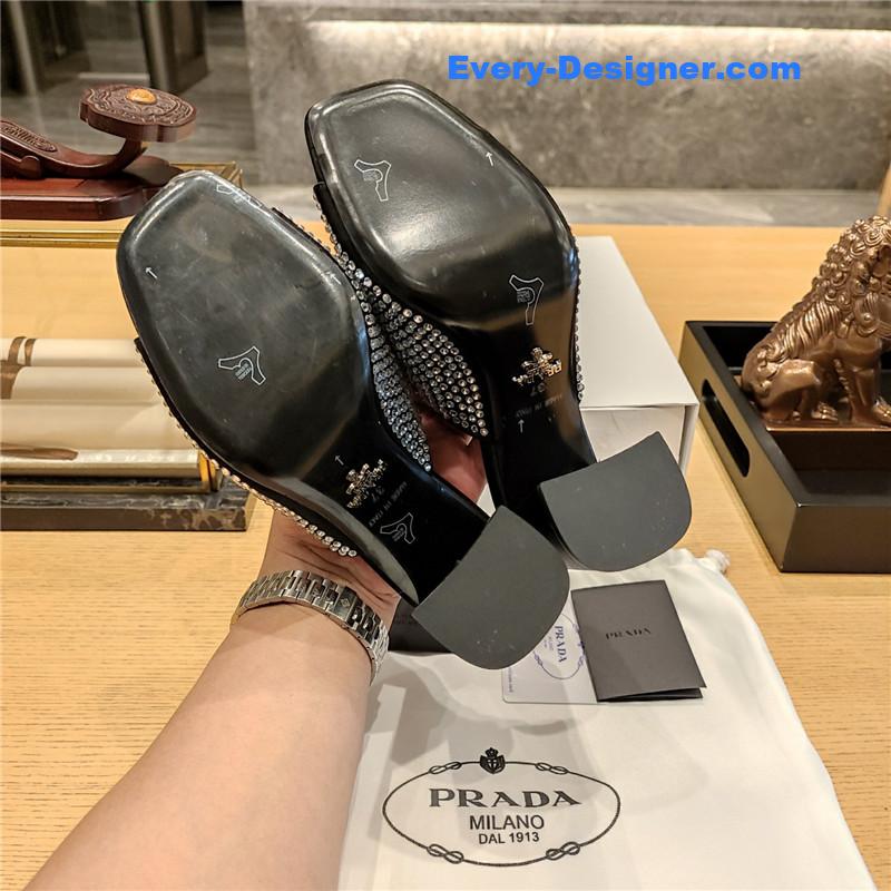 Pra*a block heel square toe sandals