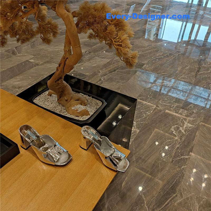 Pra*a block heel square toe sandals