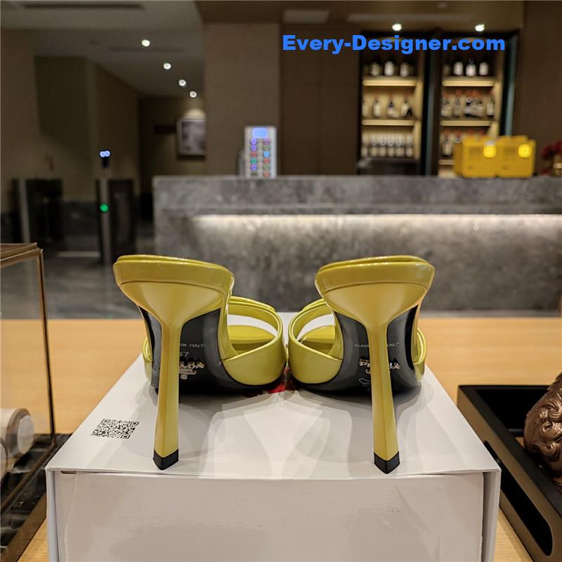 Pra*a stiletto round toe sandals