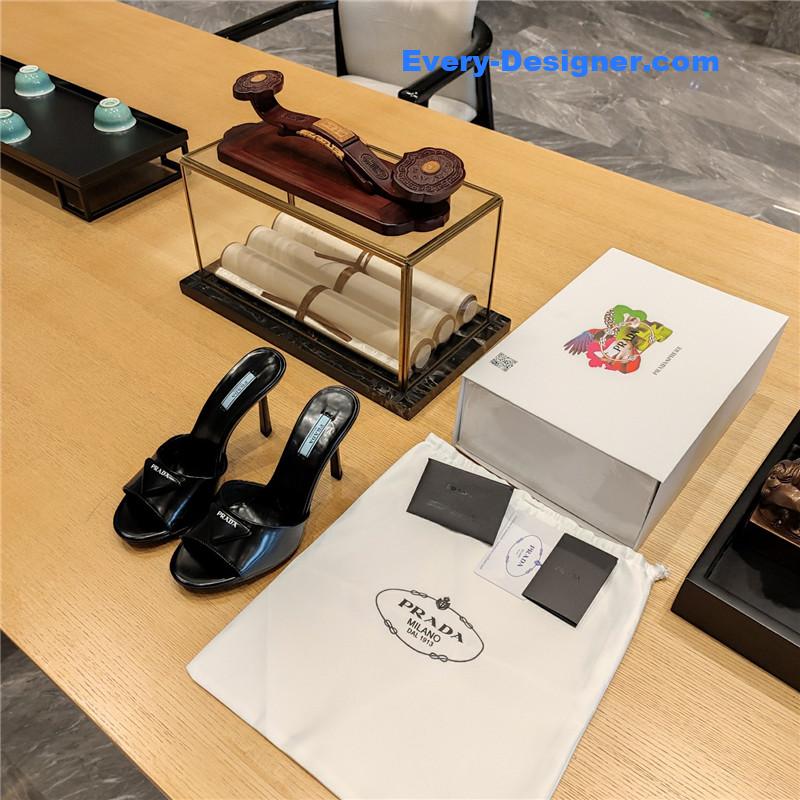 Pra*a stiletto round toe sandals