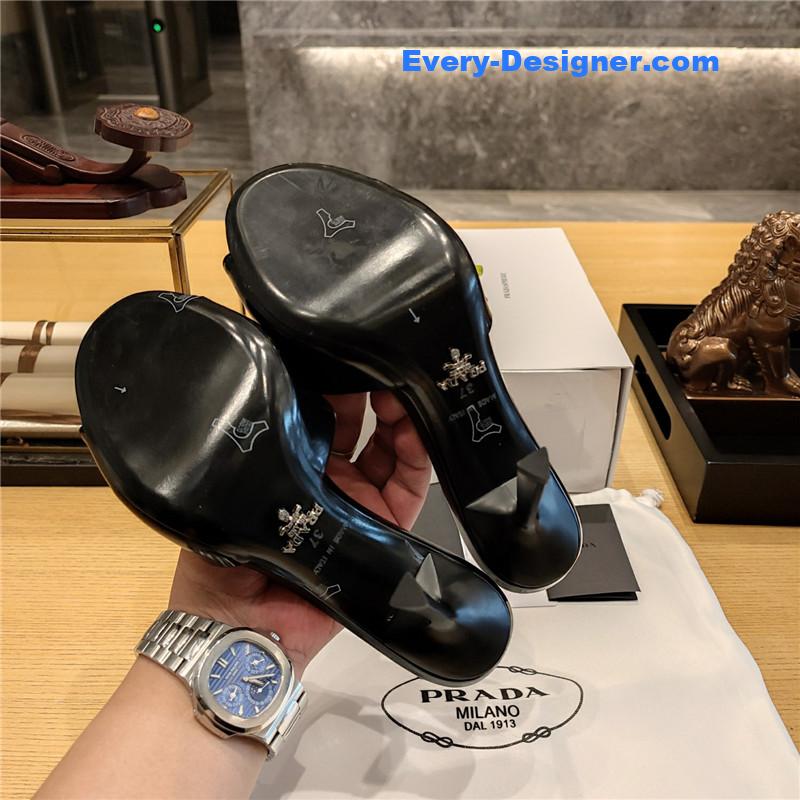 Pra*a stiletto round toe sandals