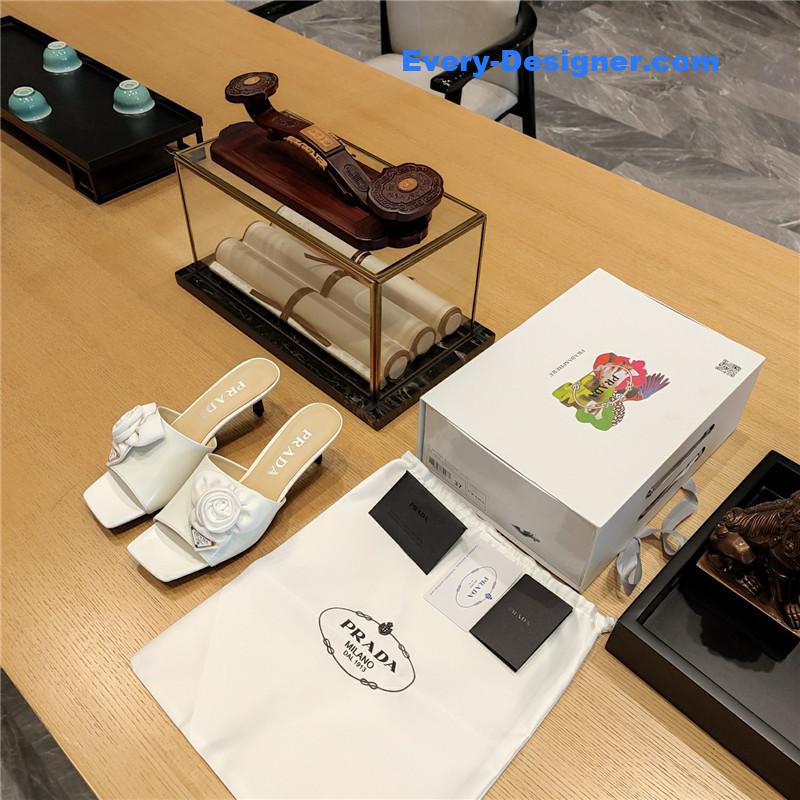 Pra*a low heel rosette square toe sandals