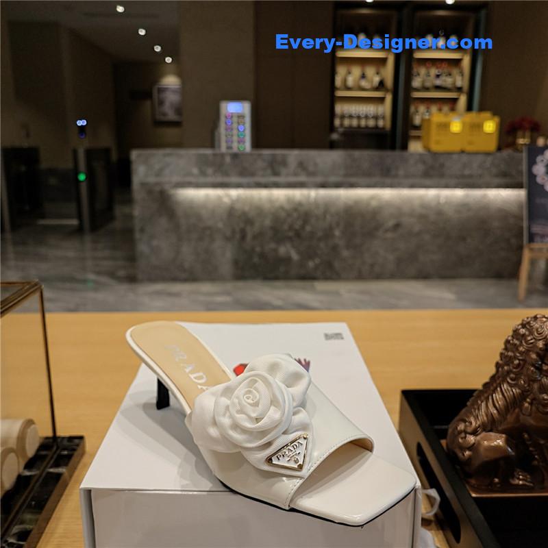 Pra*a low heel rosette square toe sandals