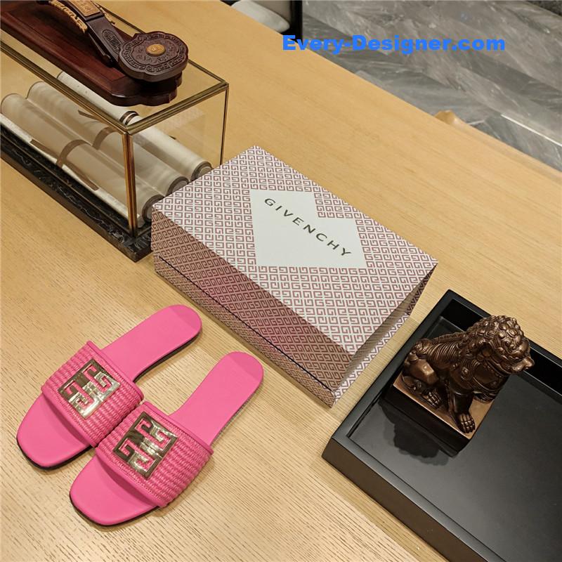 Givenchy Trendy Flat Slides