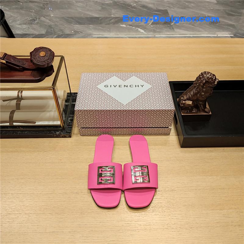 Givenchy Trendy Flat Slides