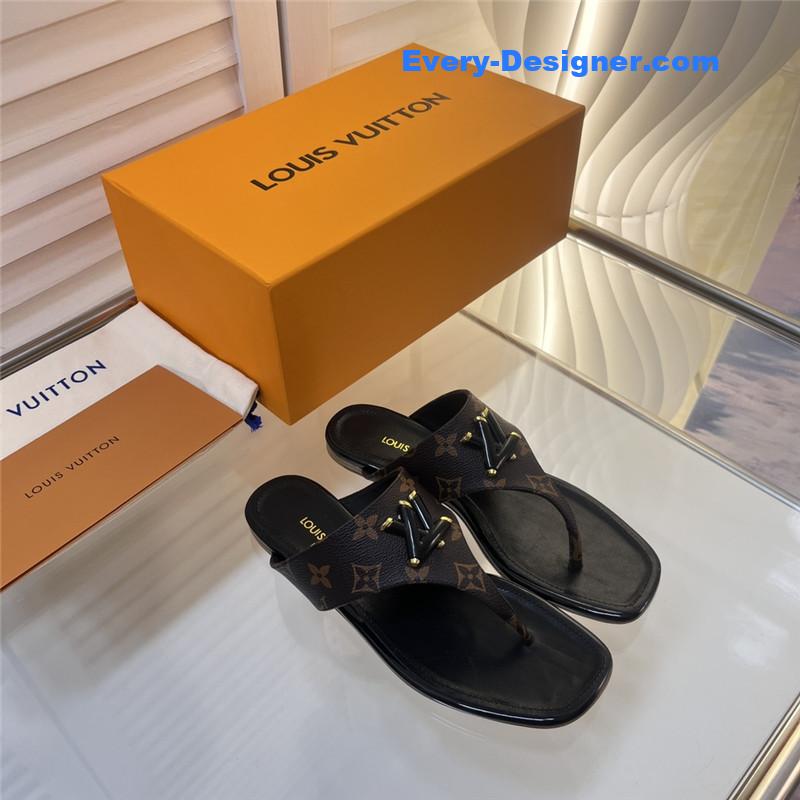 louis vuitton LV latest flip flops slippers