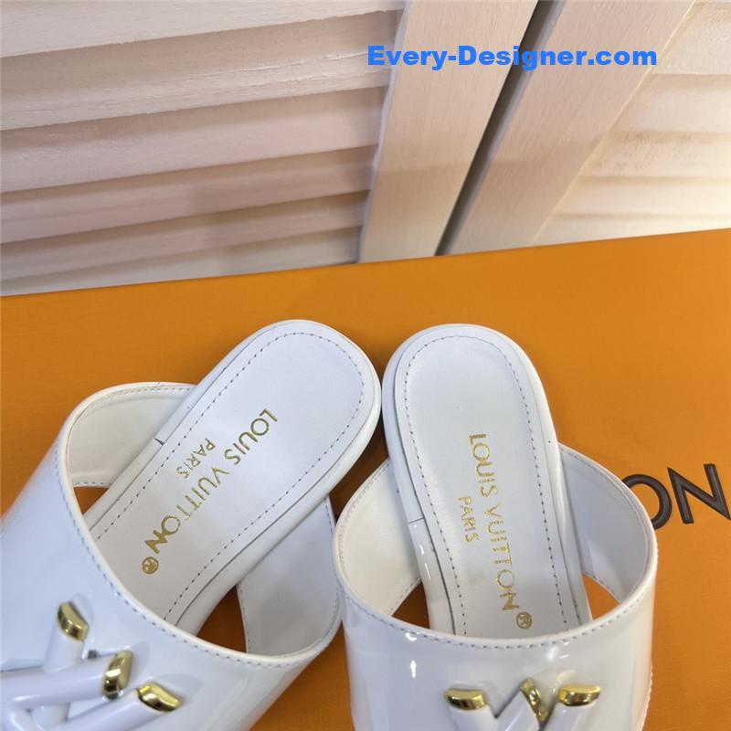 l0vis Vvtt0n lv latest flip flops slippers