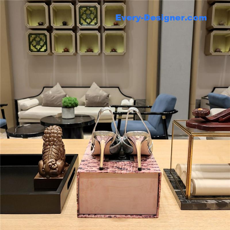 J1m*y Ch00 high-heeled hollow leather style pointed sandals