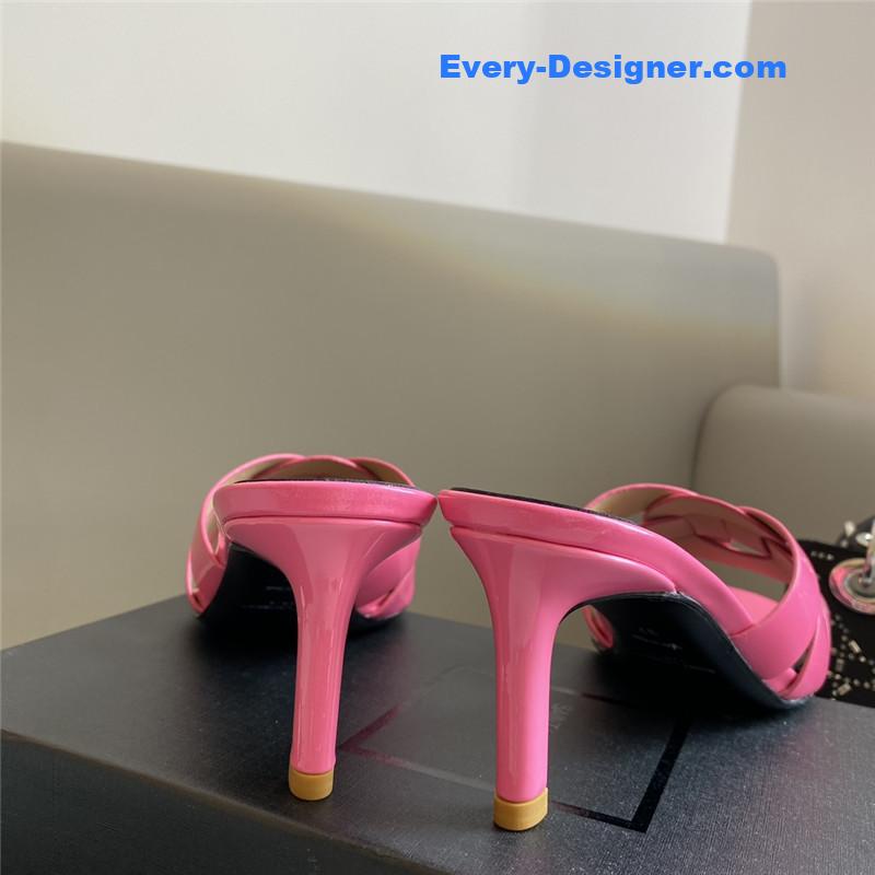 Y51 classic slippers