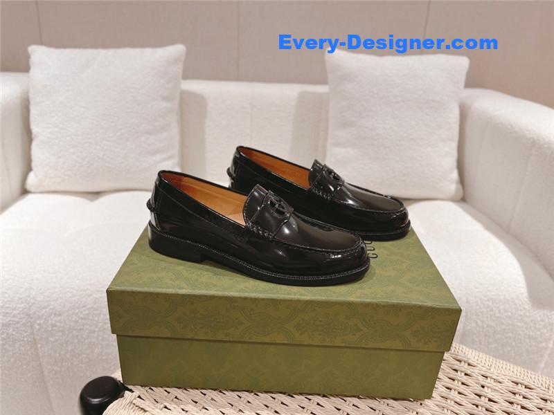 Gvc*1 british style loafers