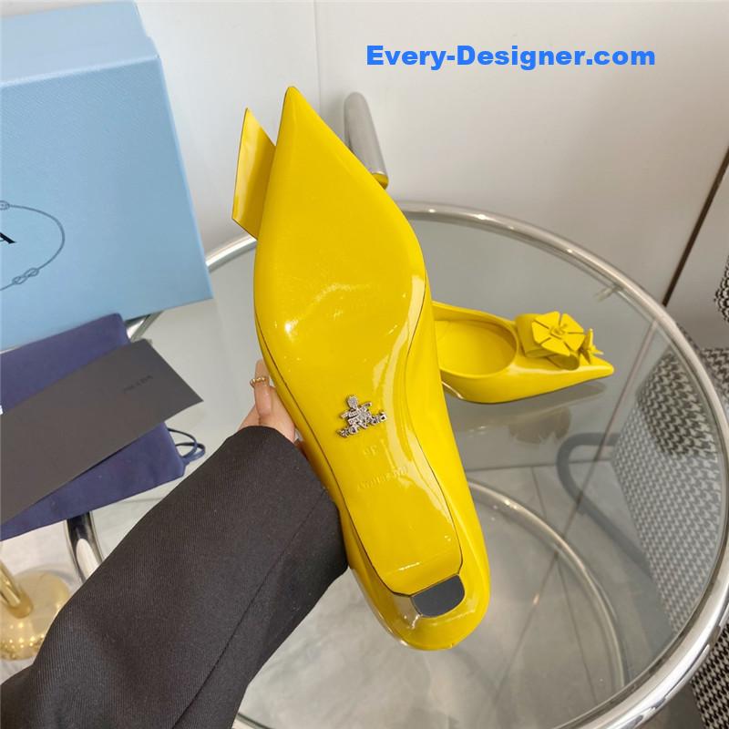 Pra*a flower pointed toe small cone heel shoes