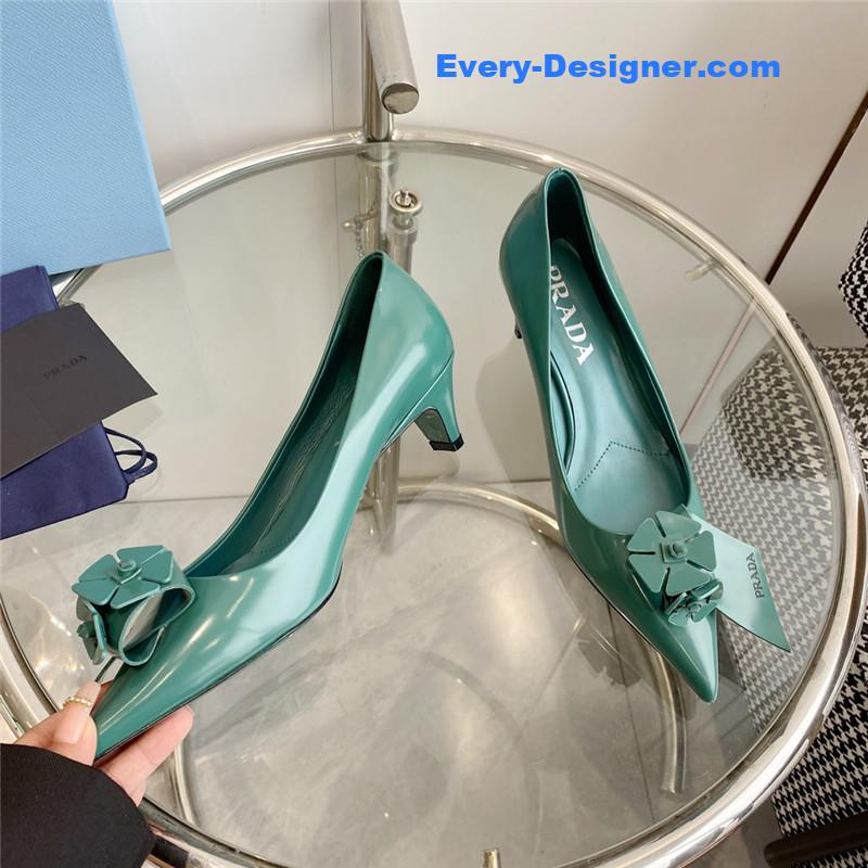 Pra*a flower pointed toe small cone heel shoes