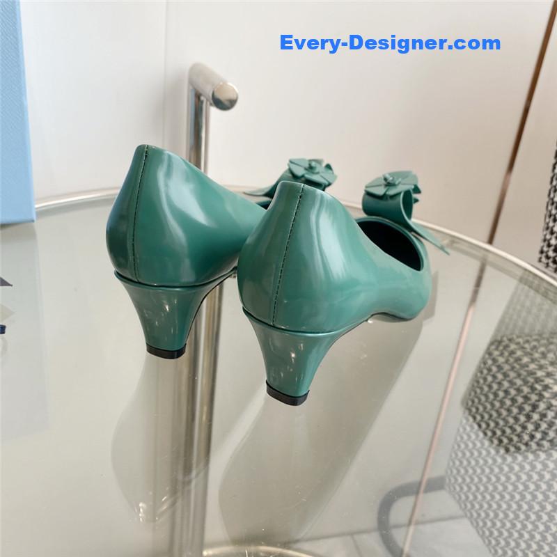 Pra*a flower pointed toe small cone heel shoes