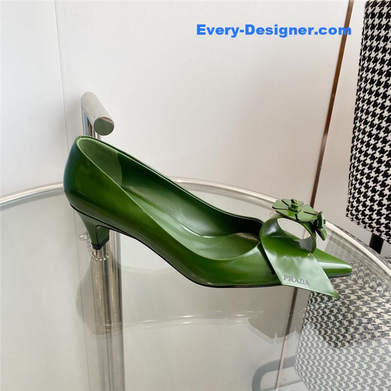 Pra*a flower pointed toe small cone heel shoes