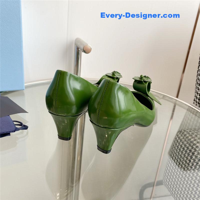 Pra*a flower pointed toe small cone heel shoes