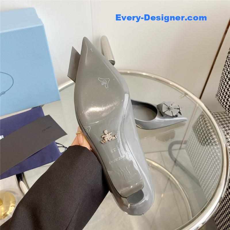 Pra*a flower pointed toe small cone heel shoes