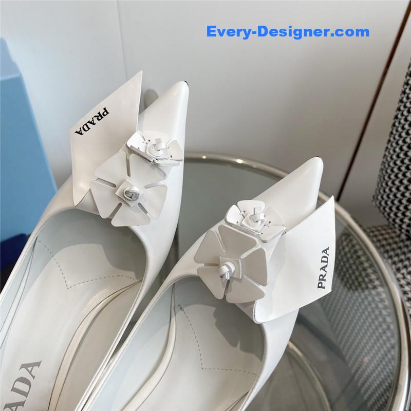 Pra*a flower pointed toe small cone heel shoes