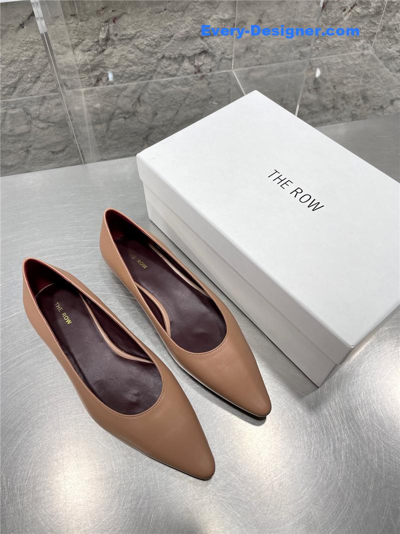 The row new French pointed toe chunky low-heeled shoes