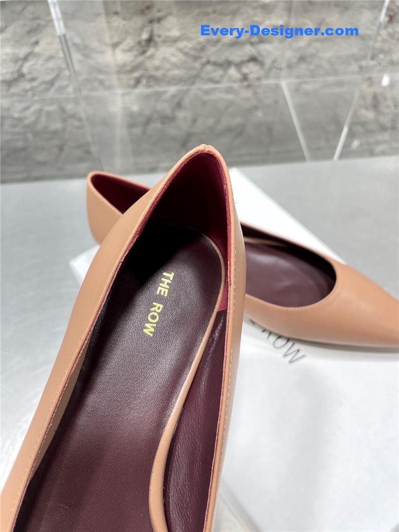 The row new French pointed toe chunky low-heeled shoes