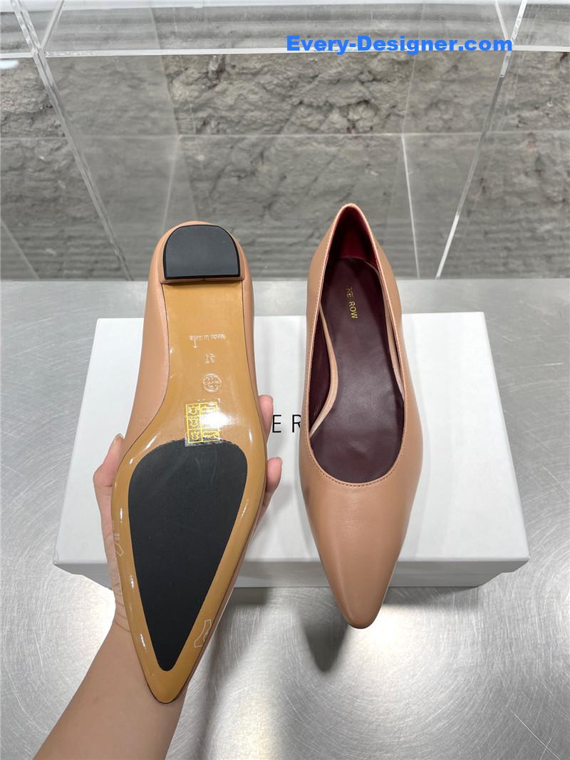 The row new French pointed toe chunky low-heeled shoes